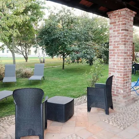 Sleeps 12 Pool Wifi 別荘 Riforano